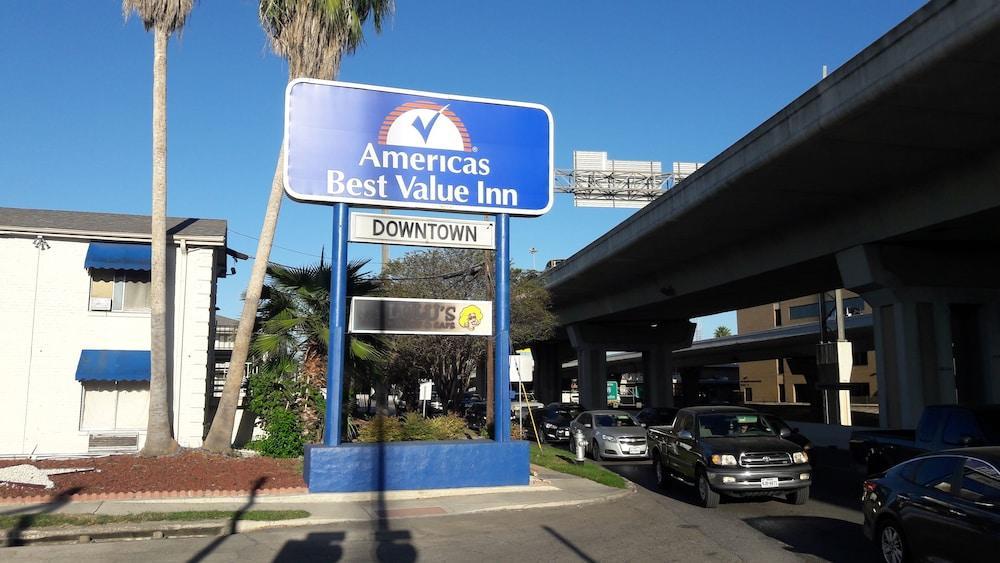 River Inn Motel San Antonio Kültér fotó